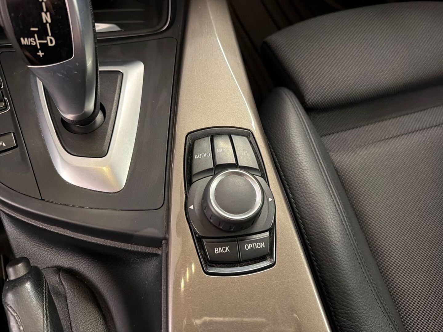 BMW 320 Gran Turismo 2014