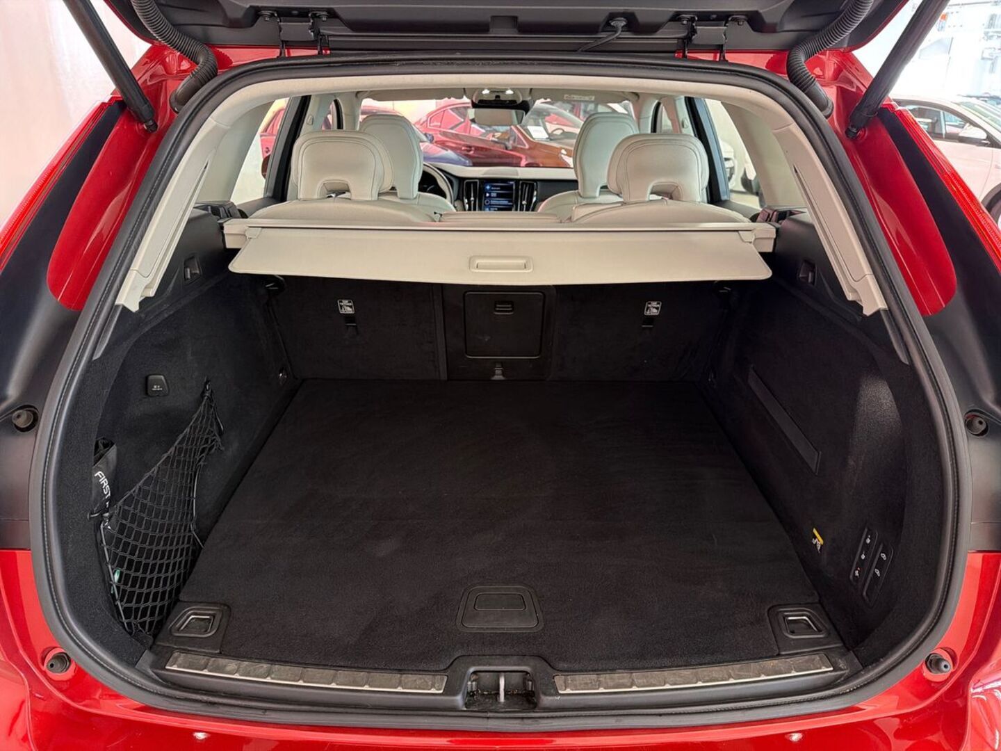 VOLVO XC60 2019