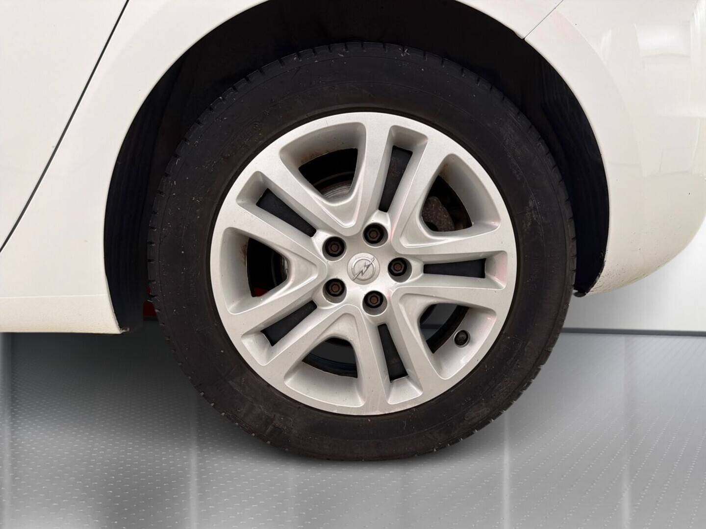 OPEL Astra 13