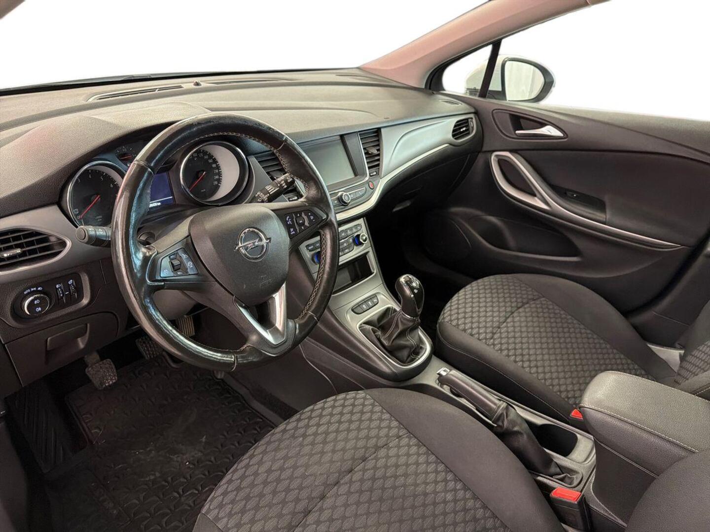 OPEL Astra 7