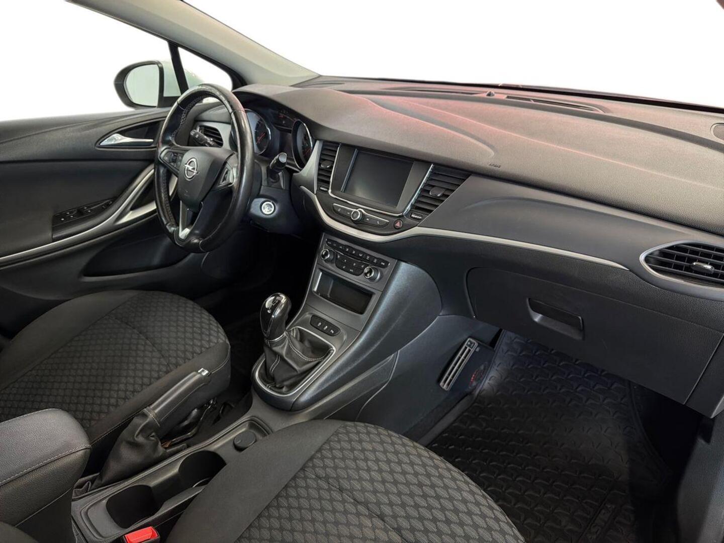 OPEL Astra 9