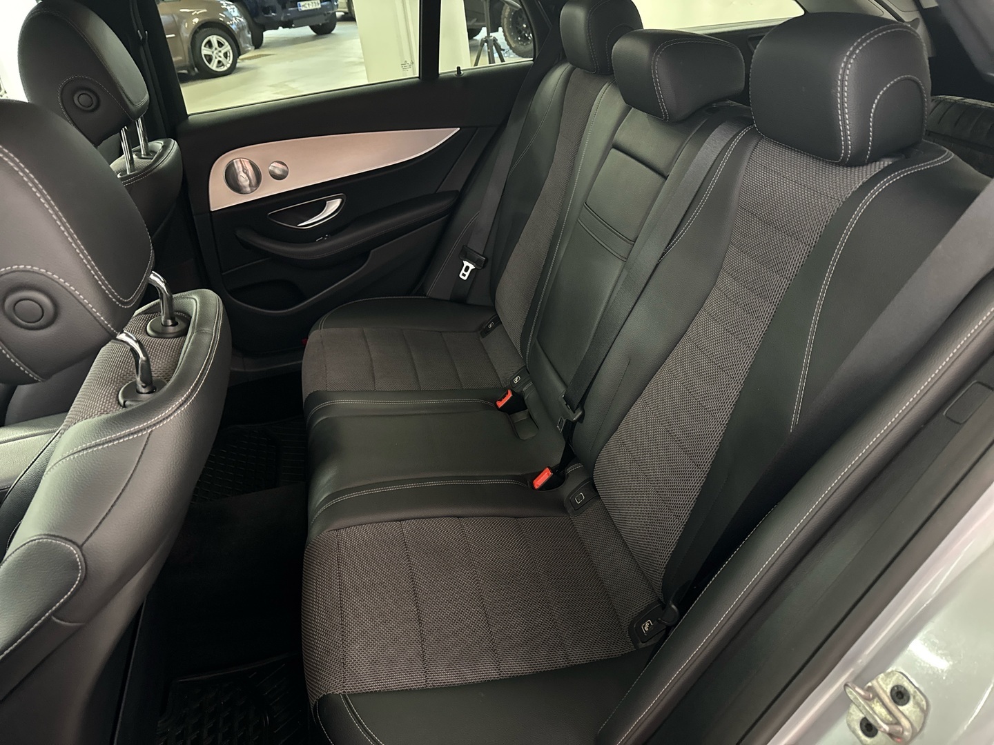 MERCEDES-BENZ E 2021