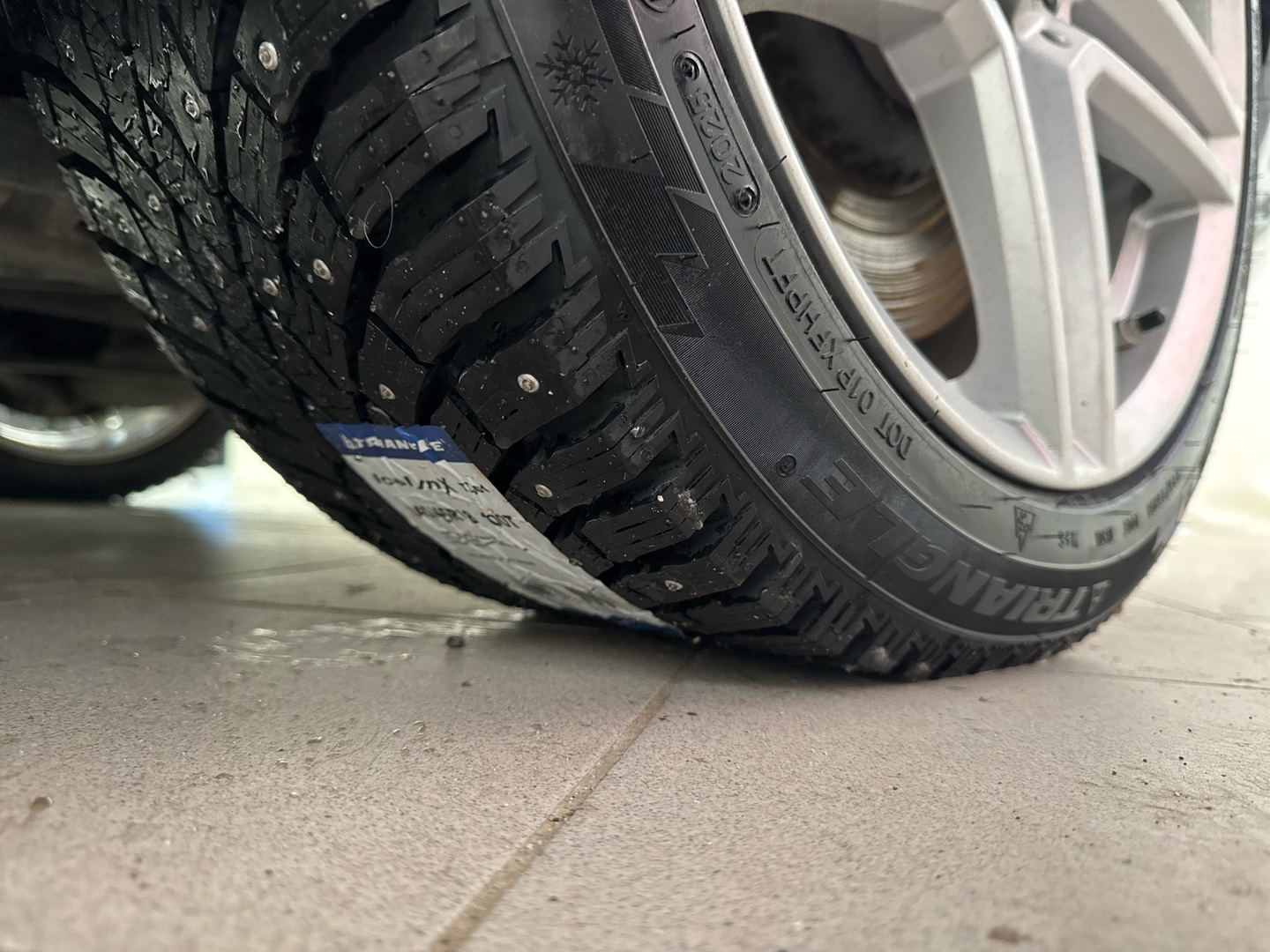 MERCEDES-BENZ E 2021