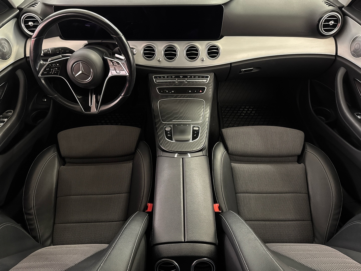 MERCEDES-BENZ E 2021