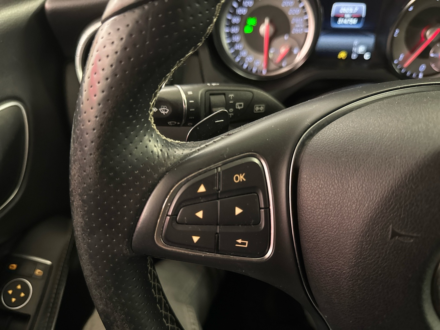 MERCEDES-BENZ CLA 2016