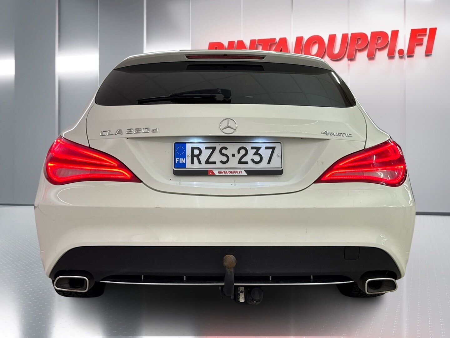 MERCEDES-BENZ CLA 2016