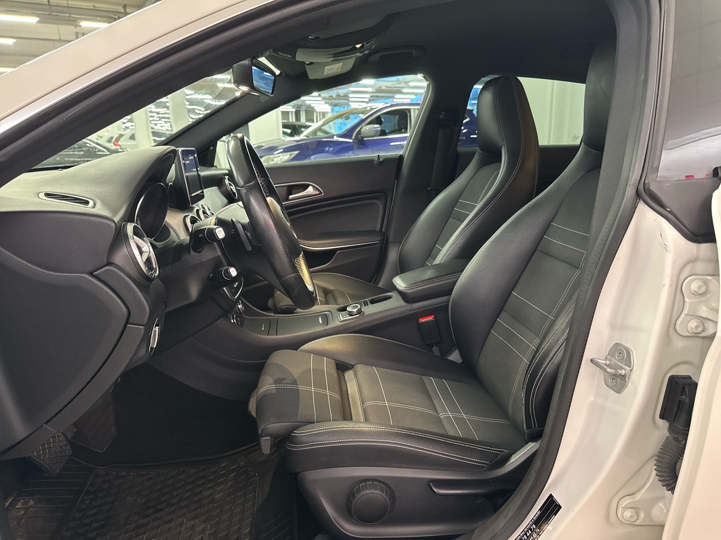 MERCEDES-BENZ CLA 2016