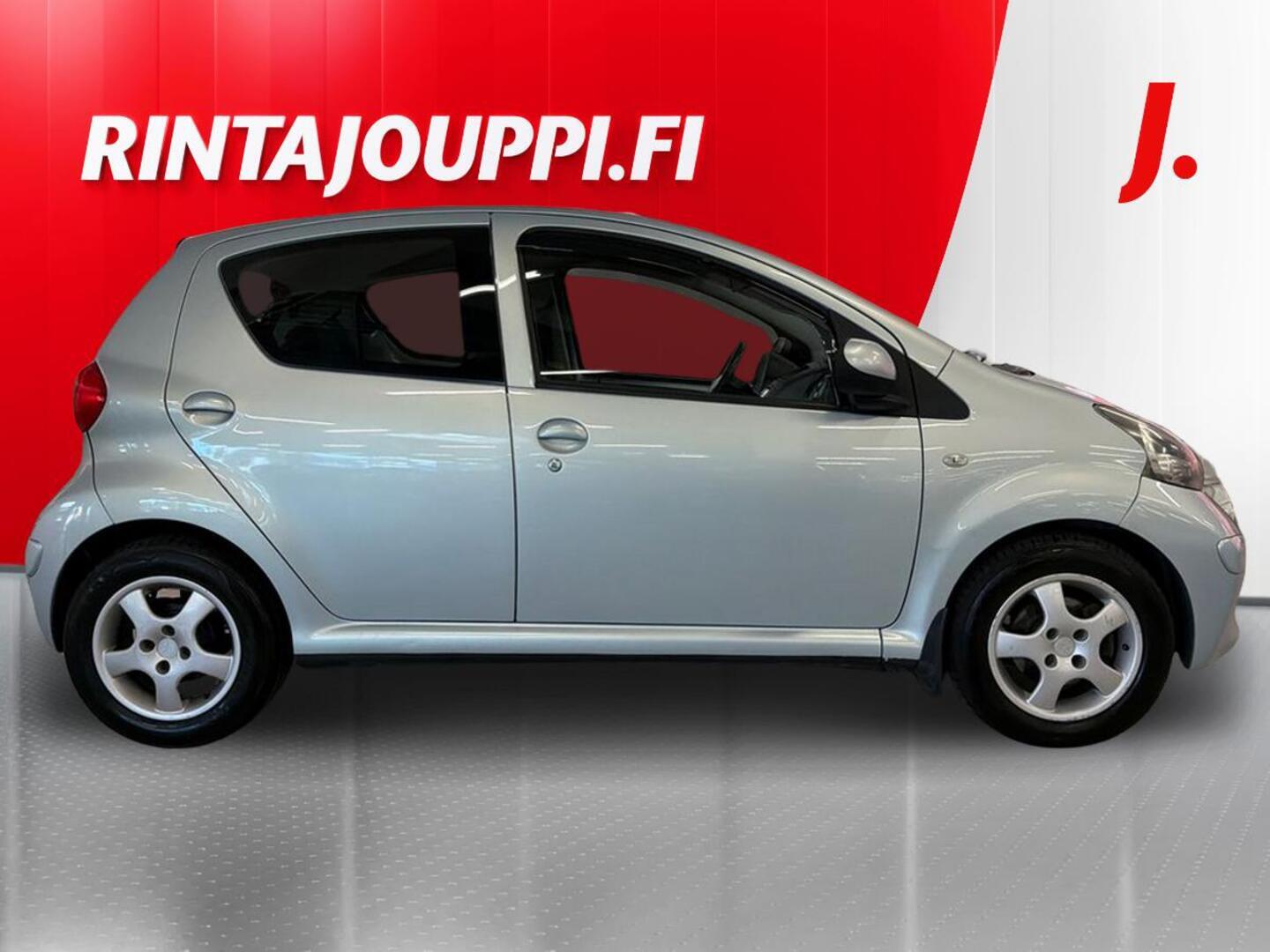 TOYOTA AYGO 5