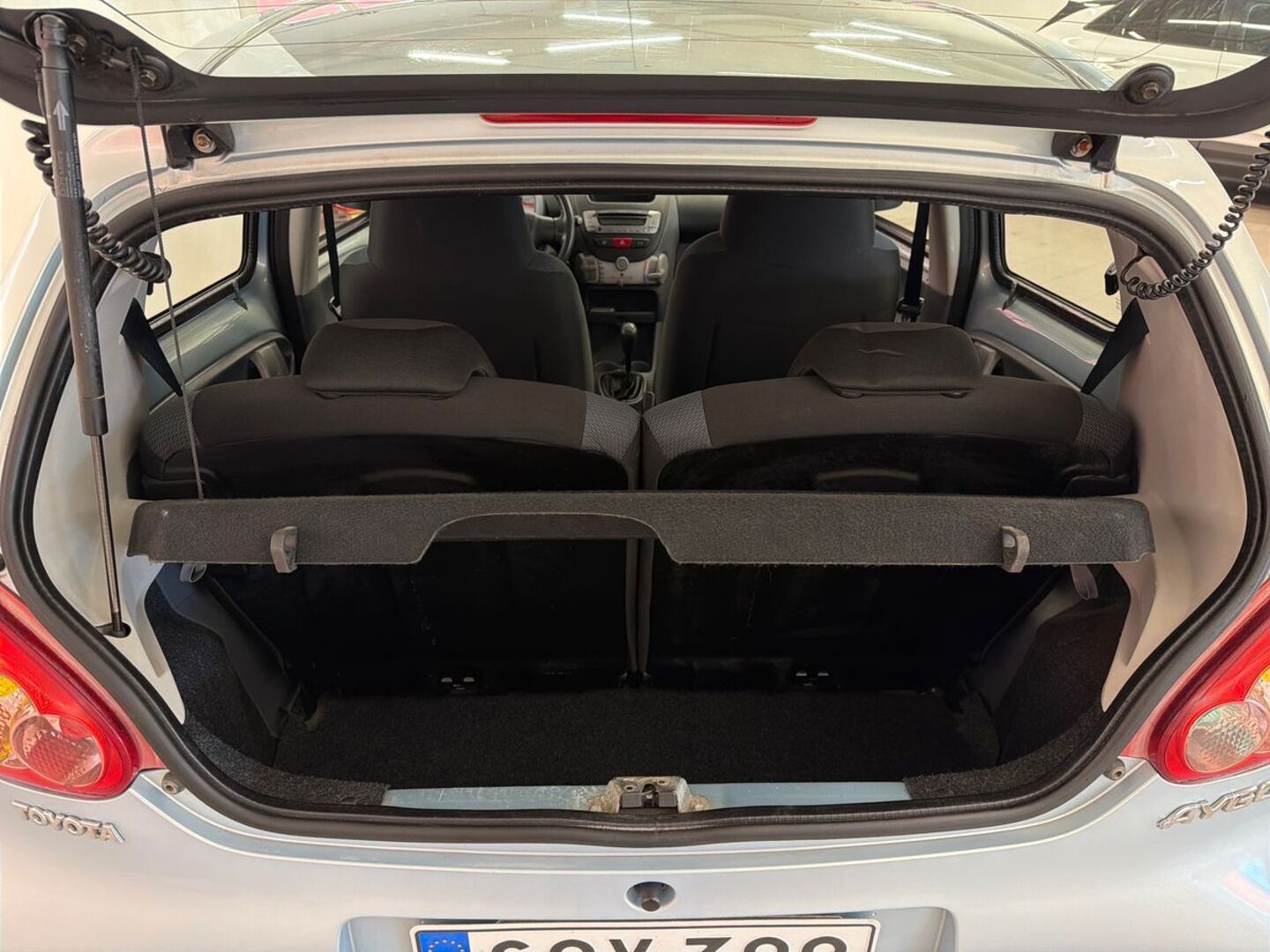 TOYOTA AYGO 9