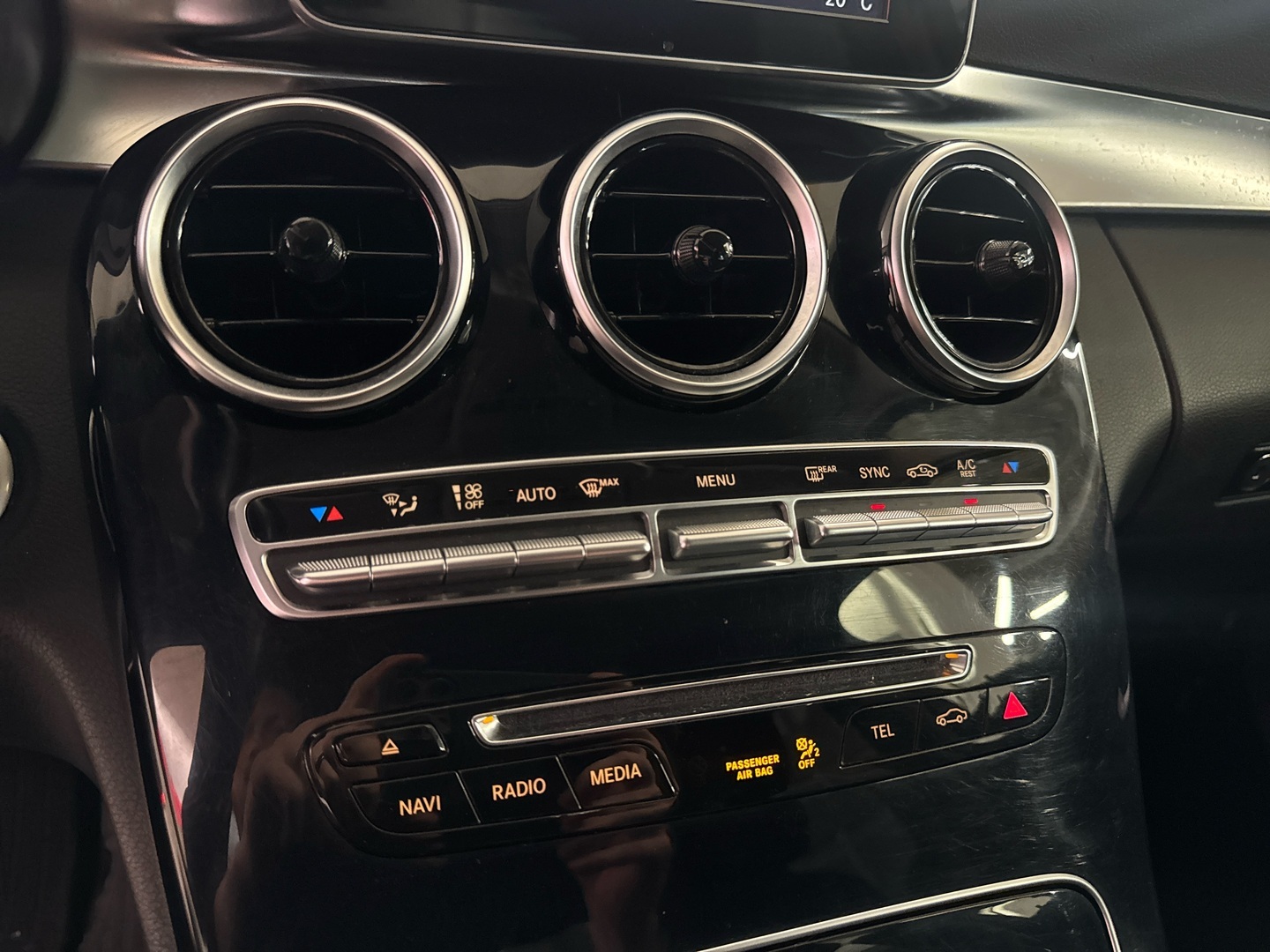 MERCEDES-BENZ C 2016