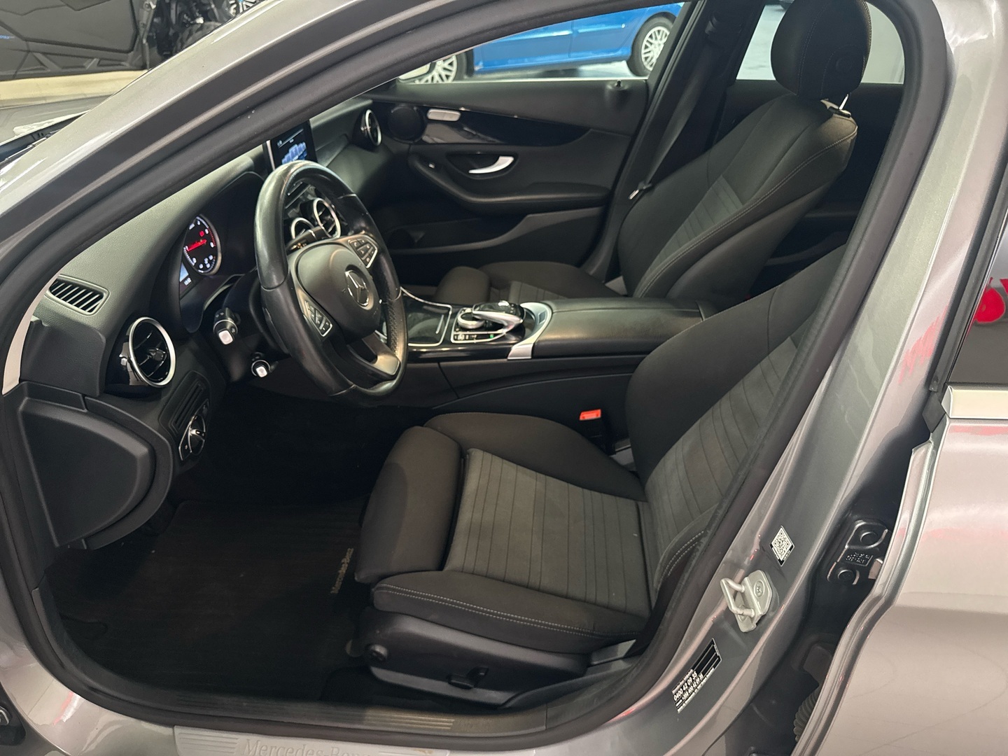 MERCEDES-BENZ C 2016