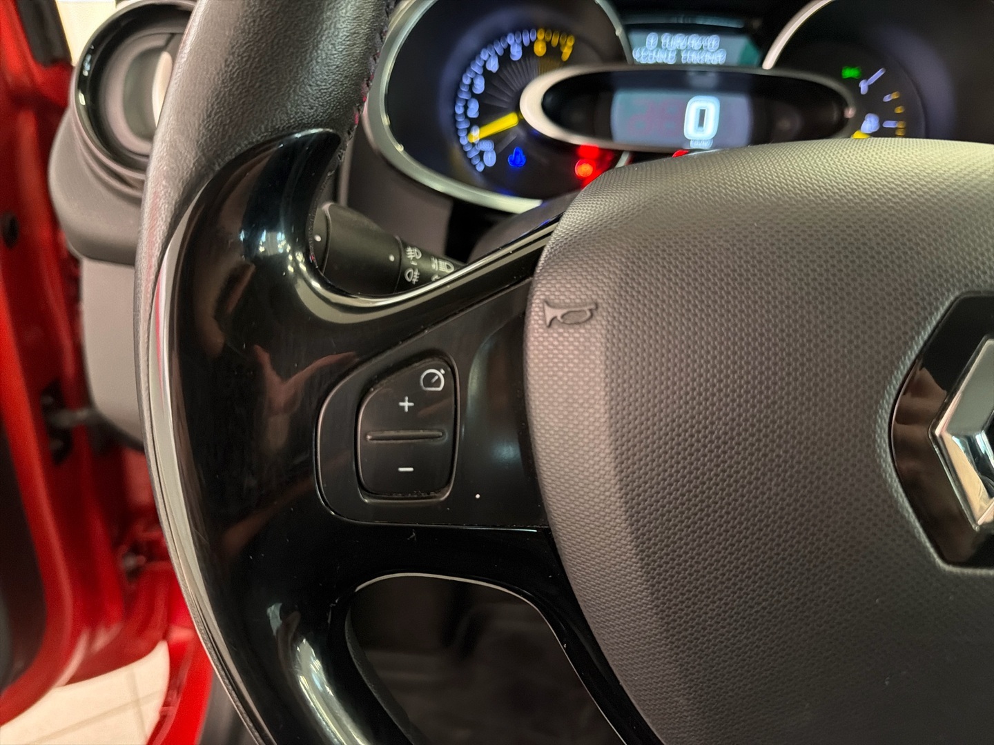 RENAULT Clio 2015