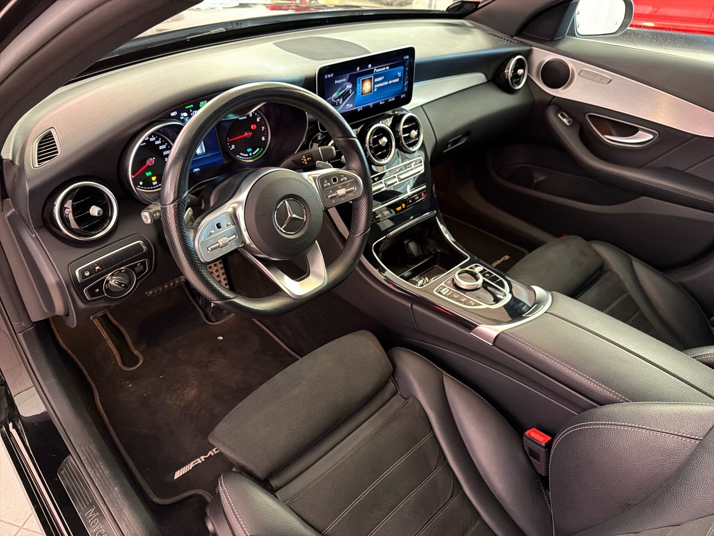 MERCEDES-BENZ C 2020