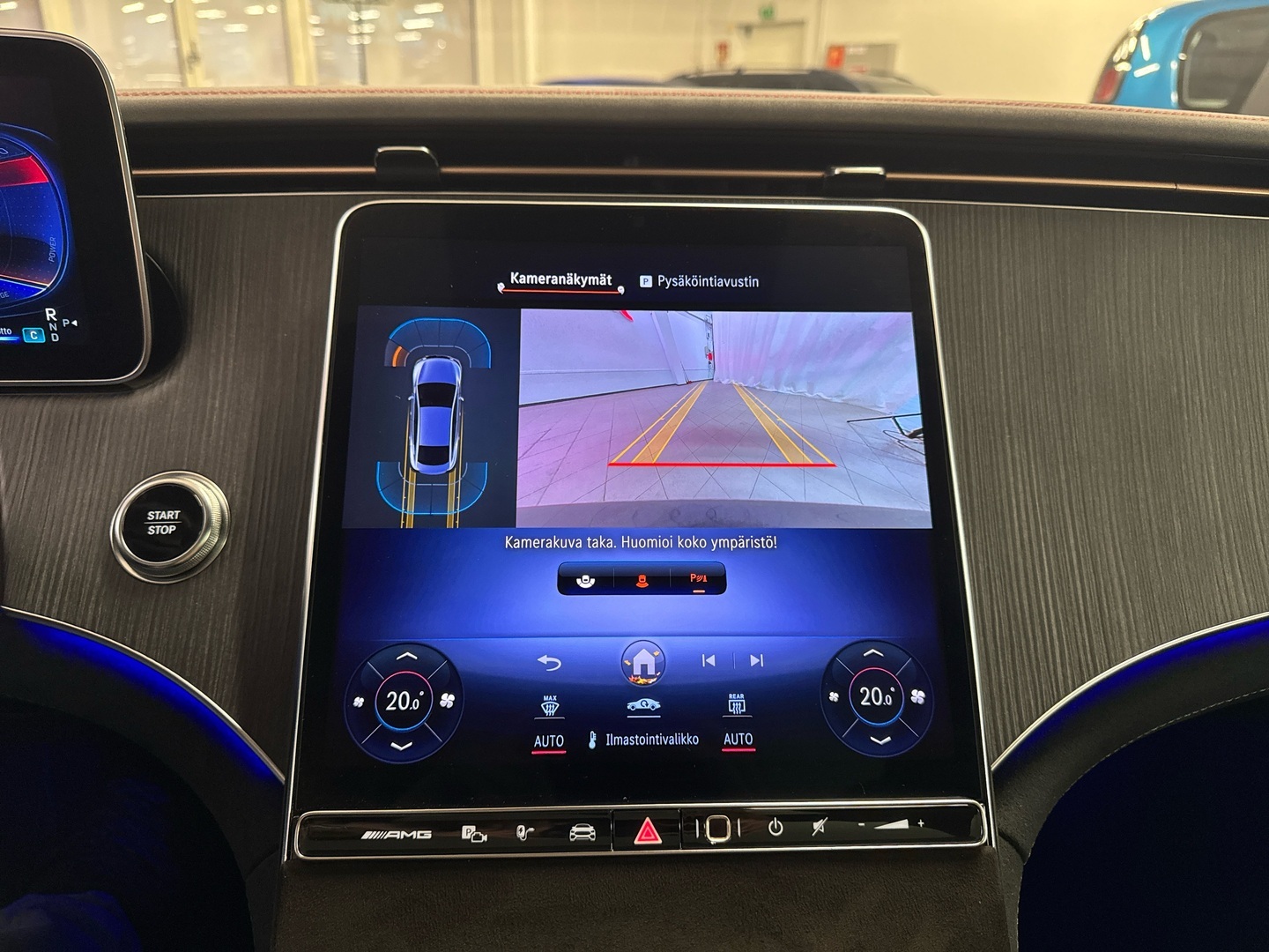 MERCEDES-BENZ EQE 2023