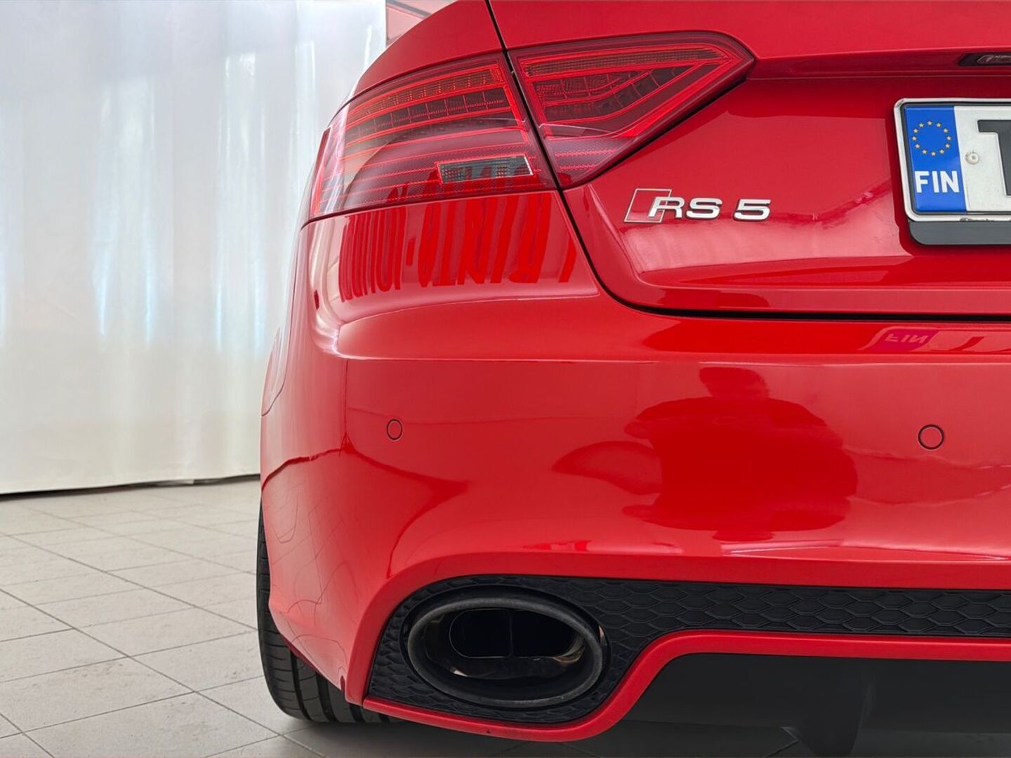 AUDI RS 5 2012