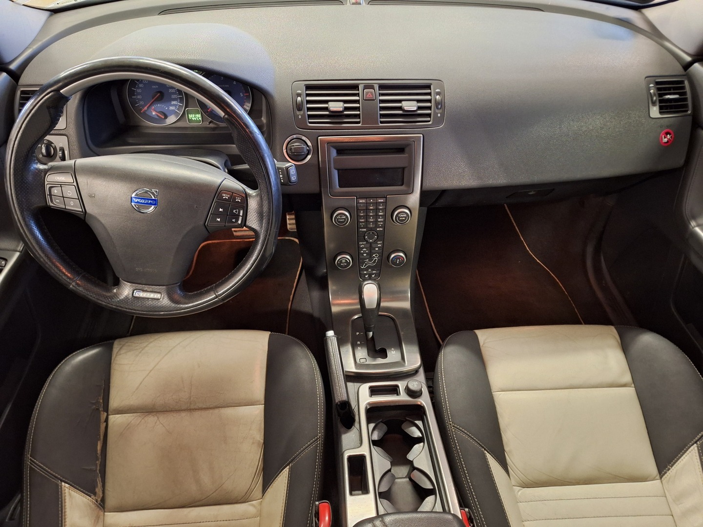 VOLVO V50 2008