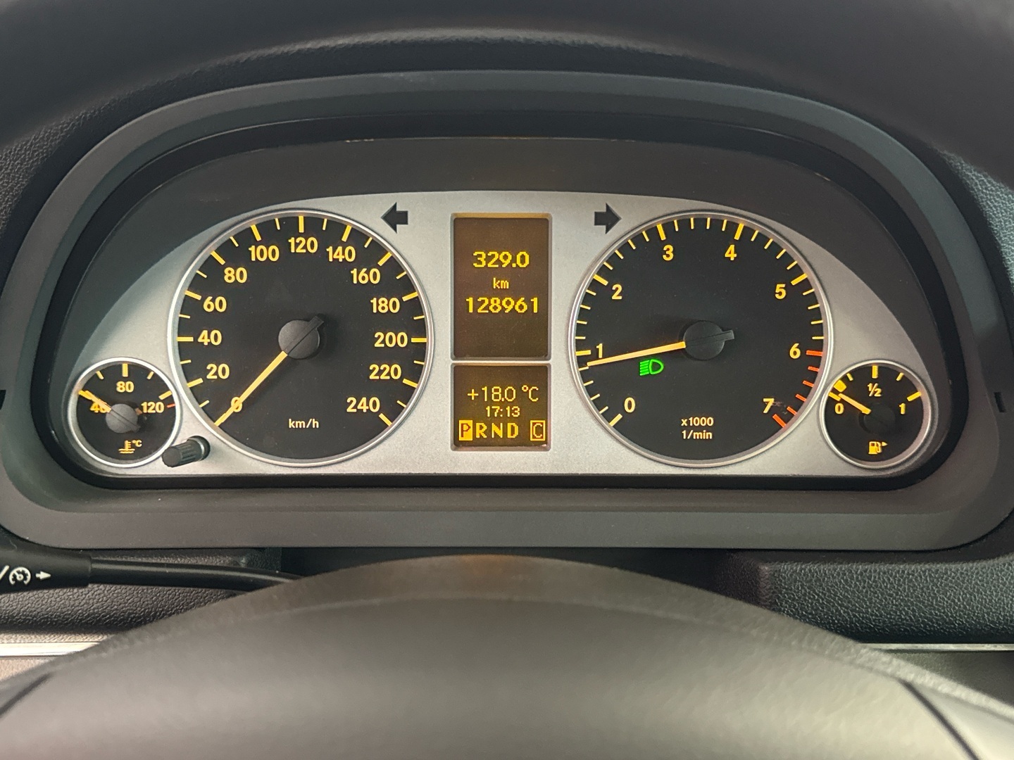 MERCEDES-BENZ B 2009