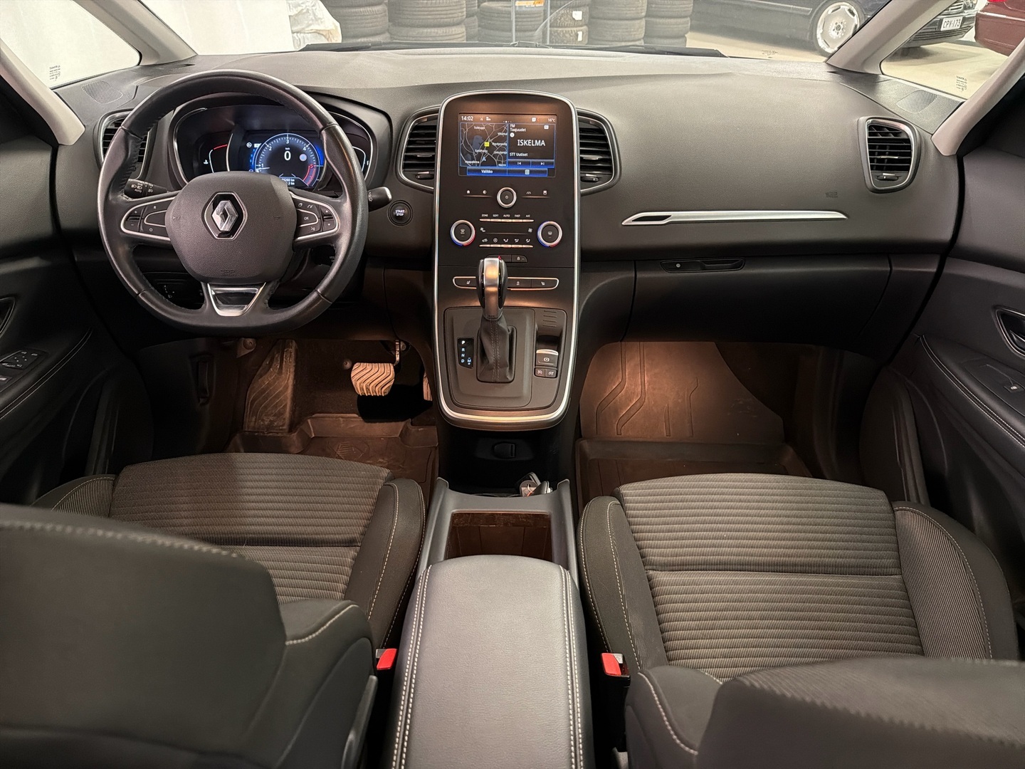 RENAULT Grand Scenic 2017