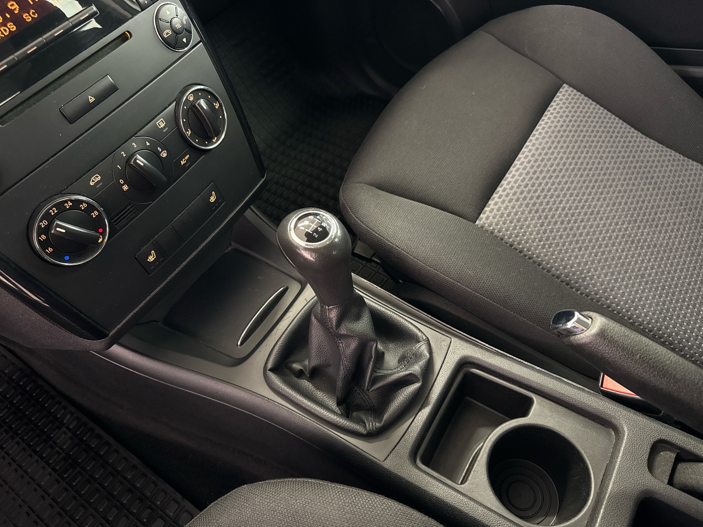 MERCEDES-BENZ A 2006