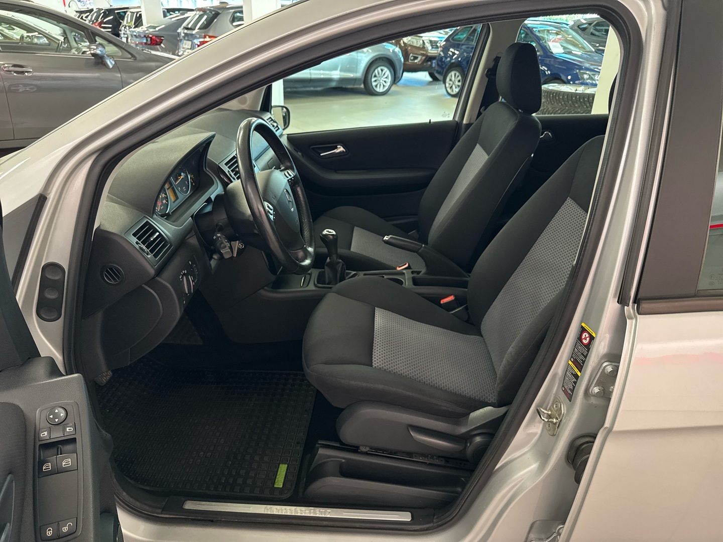 MERCEDES-BENZ A 2006