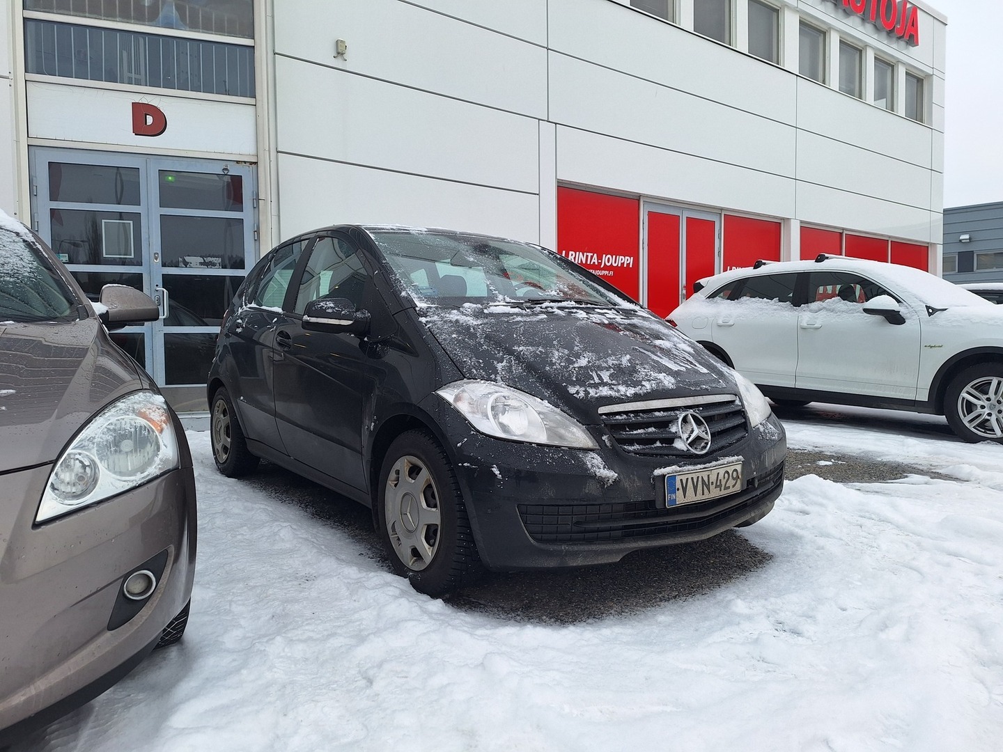 MERCEDES-BENZ A 2011