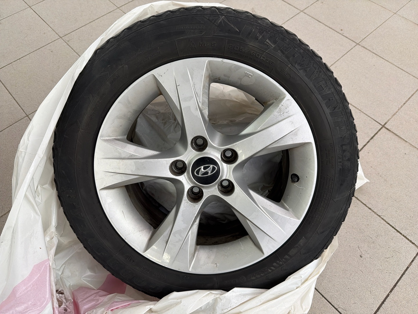 HYUNDAI i40 2012