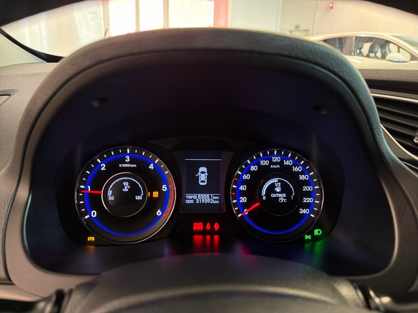 HYUNDAI i40 2012