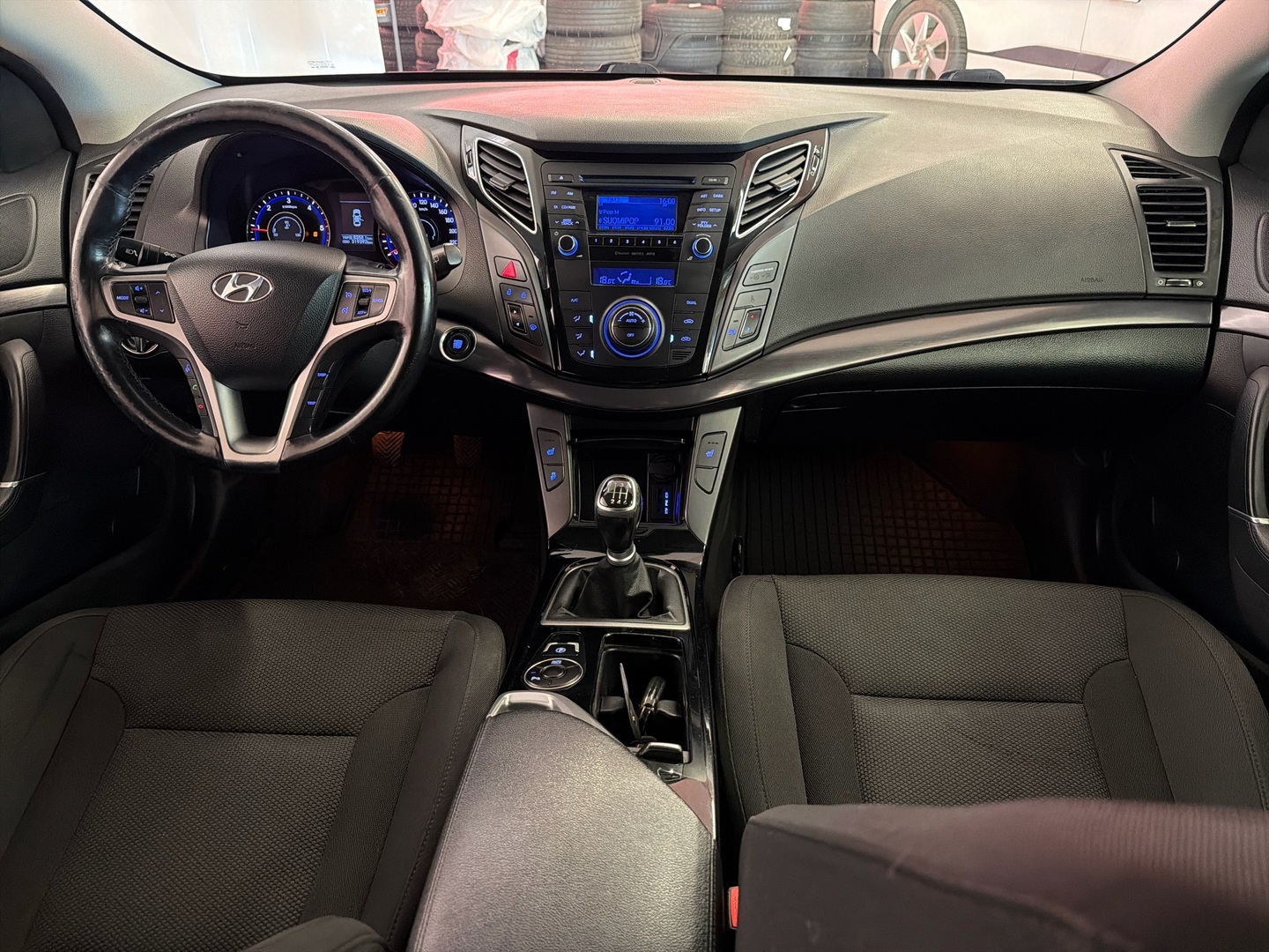 HYUNDAI i40 2012