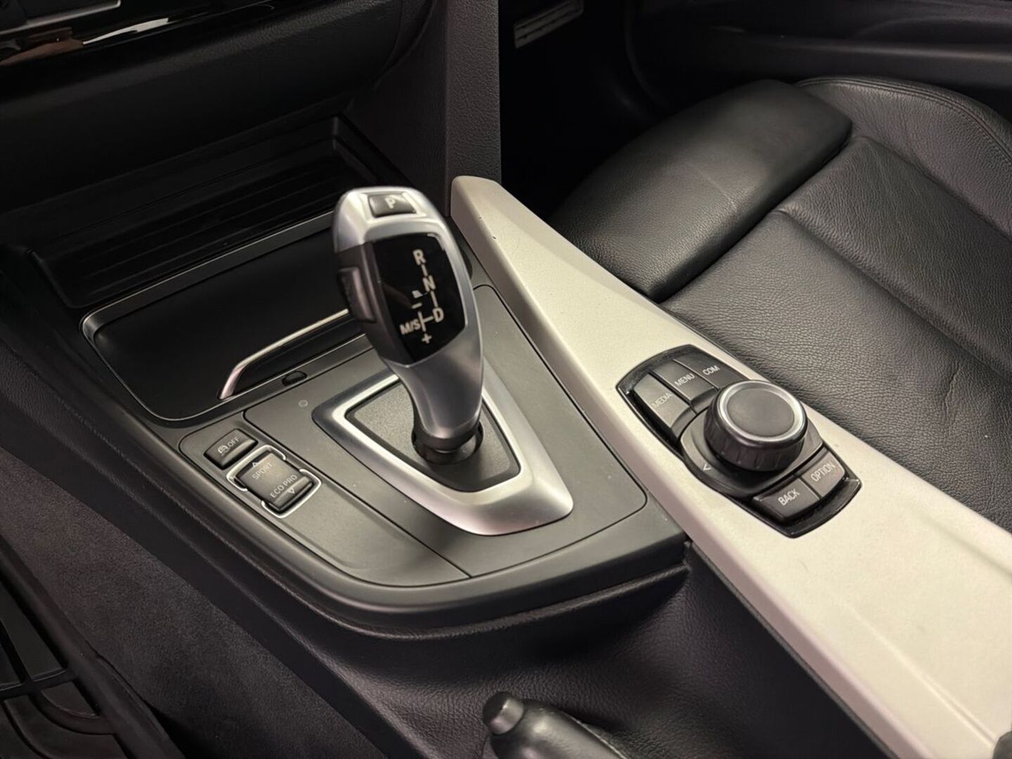 BMW 318 23