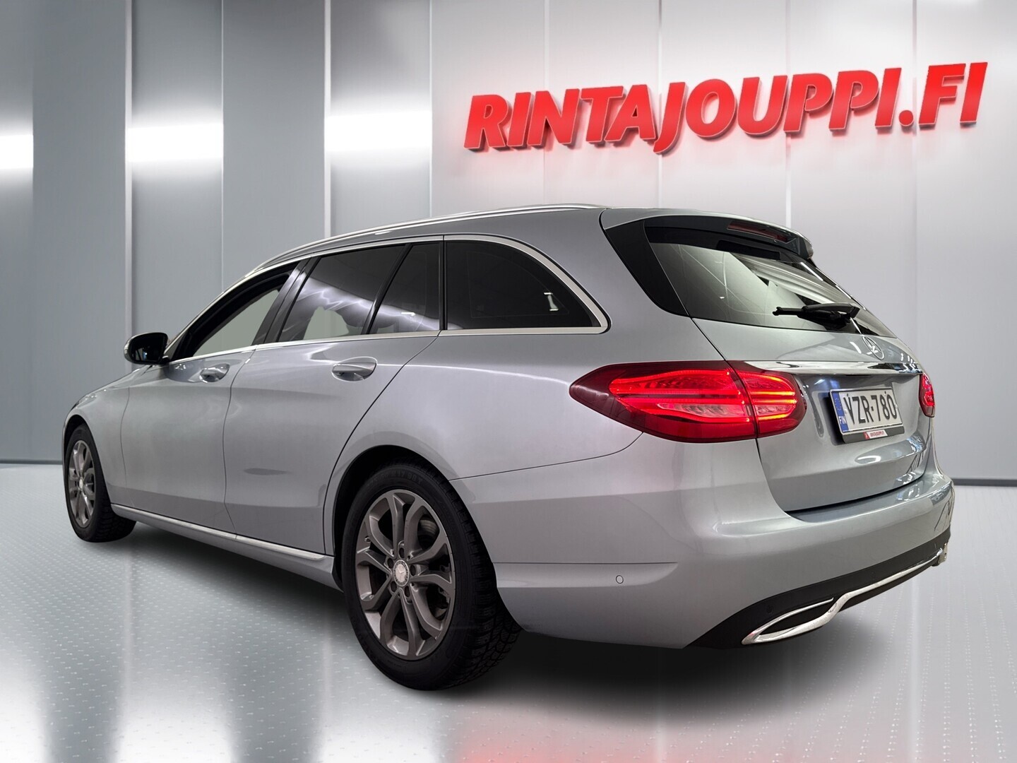 MERCEDES-BENZ C 2015