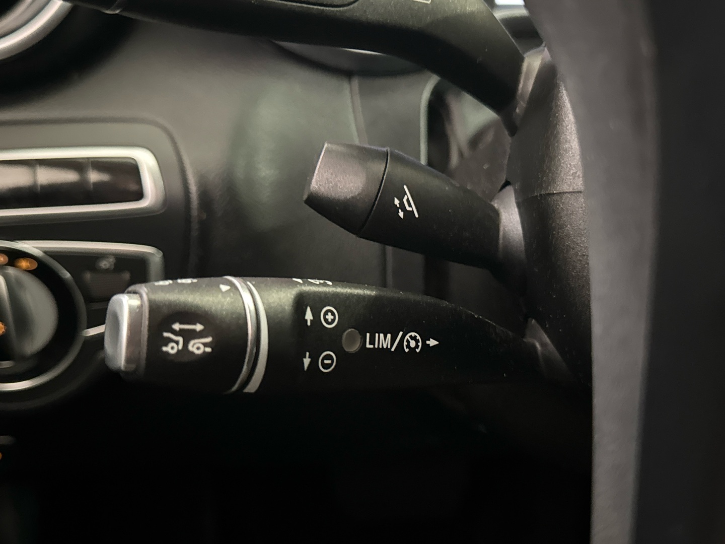 MERCEDES-BENZ C 2015