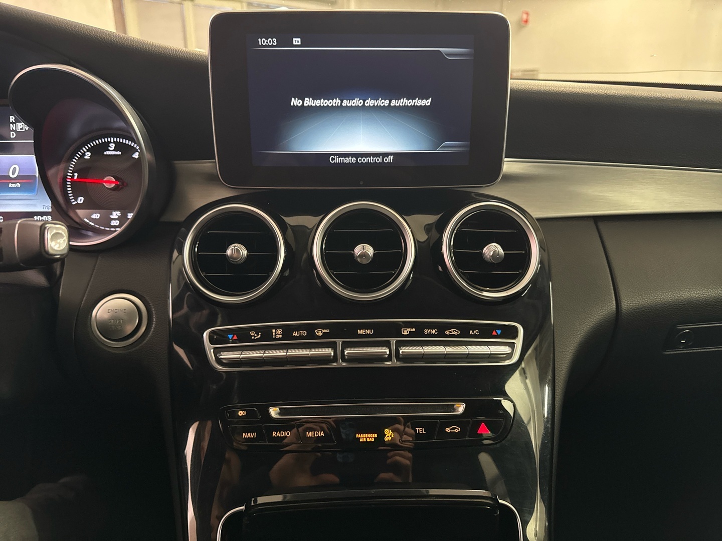 MERCEDES-BENZ C 2015