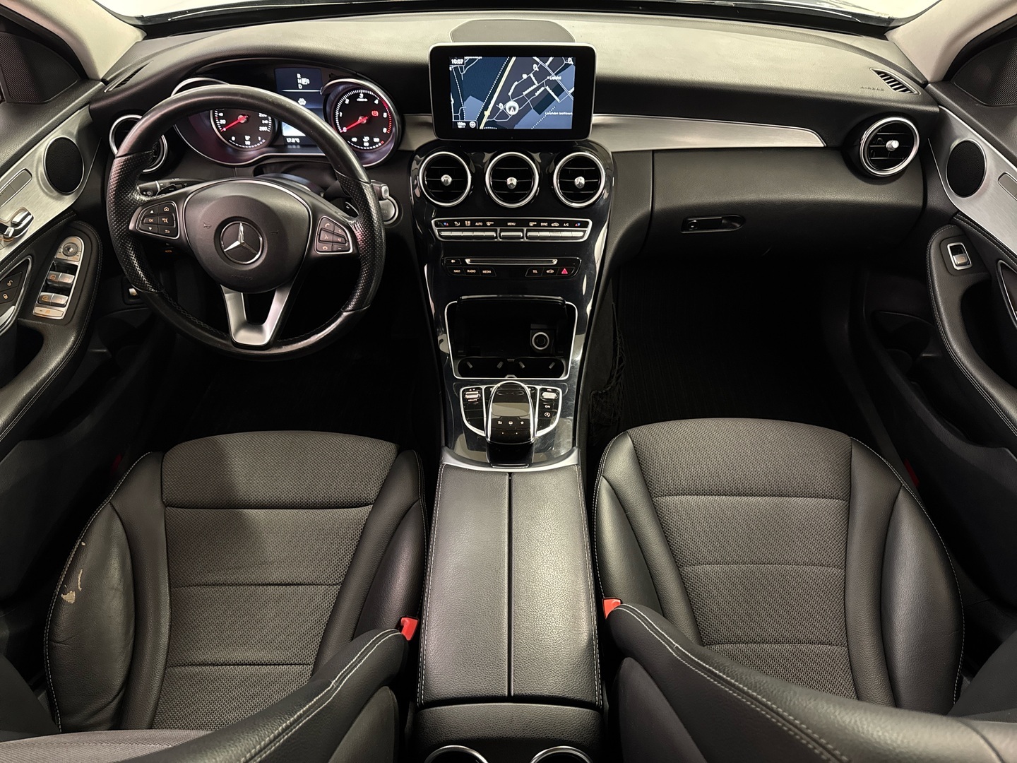 MERCEDES-BENZ C 2015