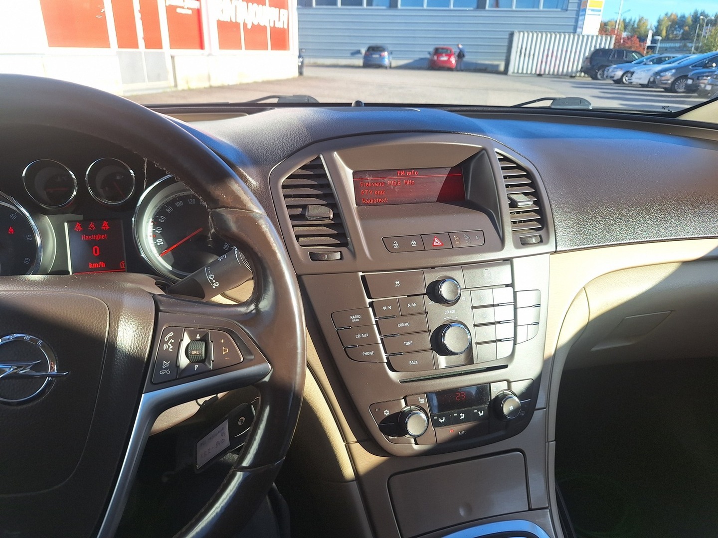 OPEL Insignia 8