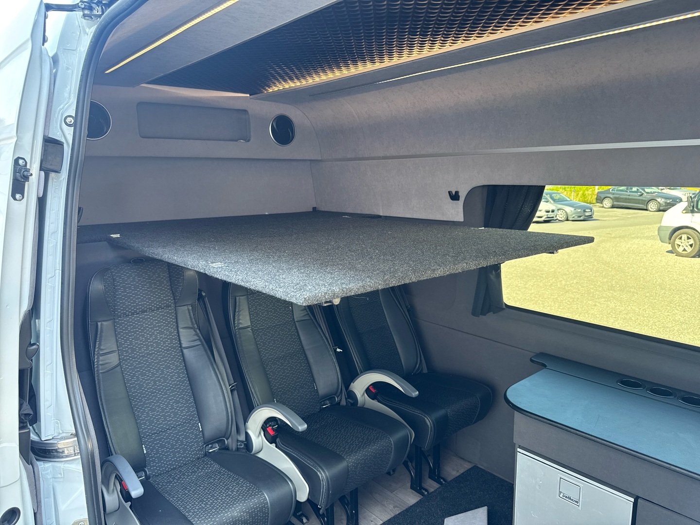 MERCEDES-BENZ Sprinter 2019