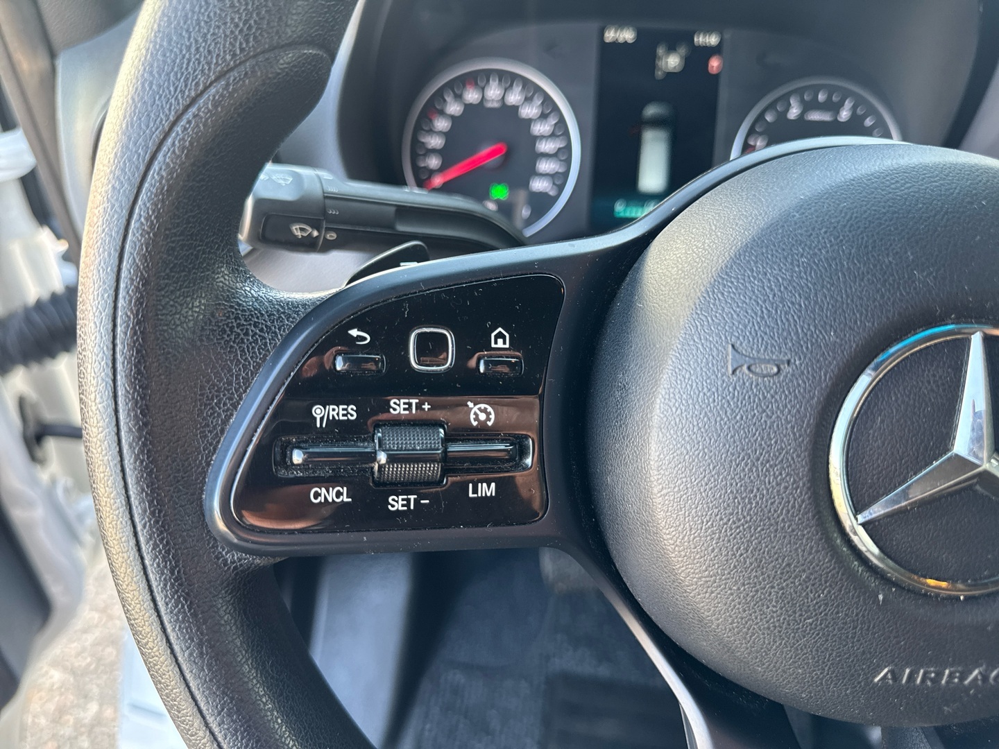 MERCEDES-BENZ Sprinter 2019