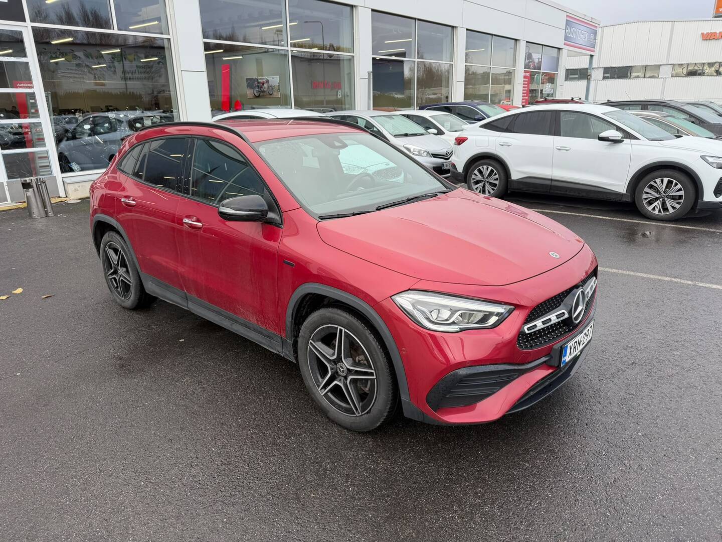 MERCEDES-BENZ GLA 2021