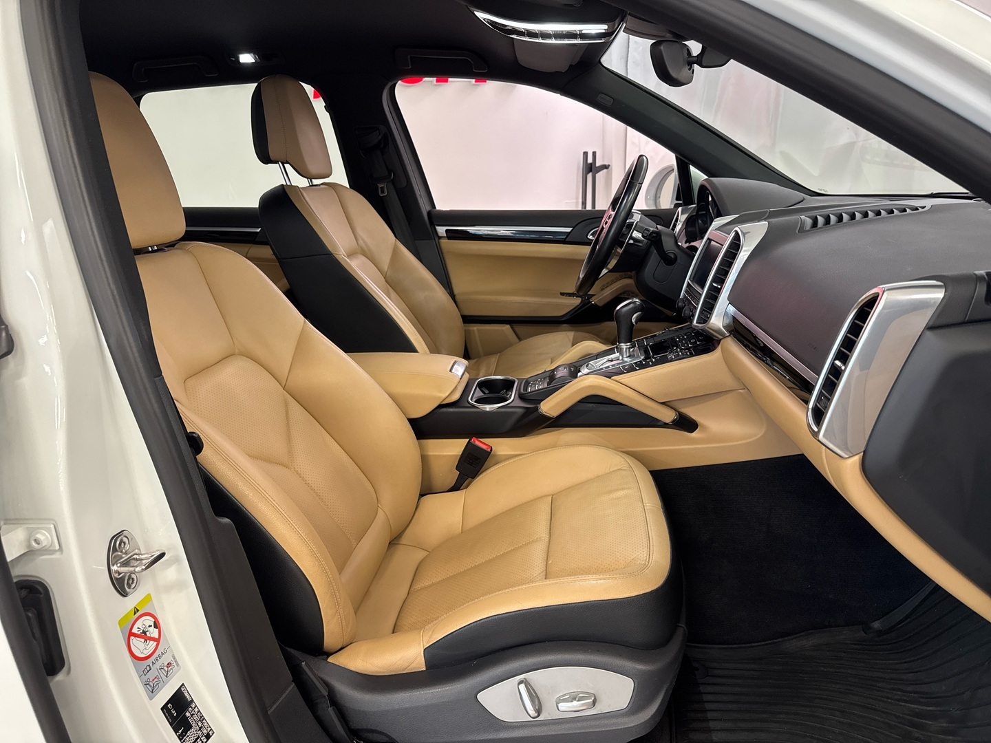 PORSCHE Cayenne 2015