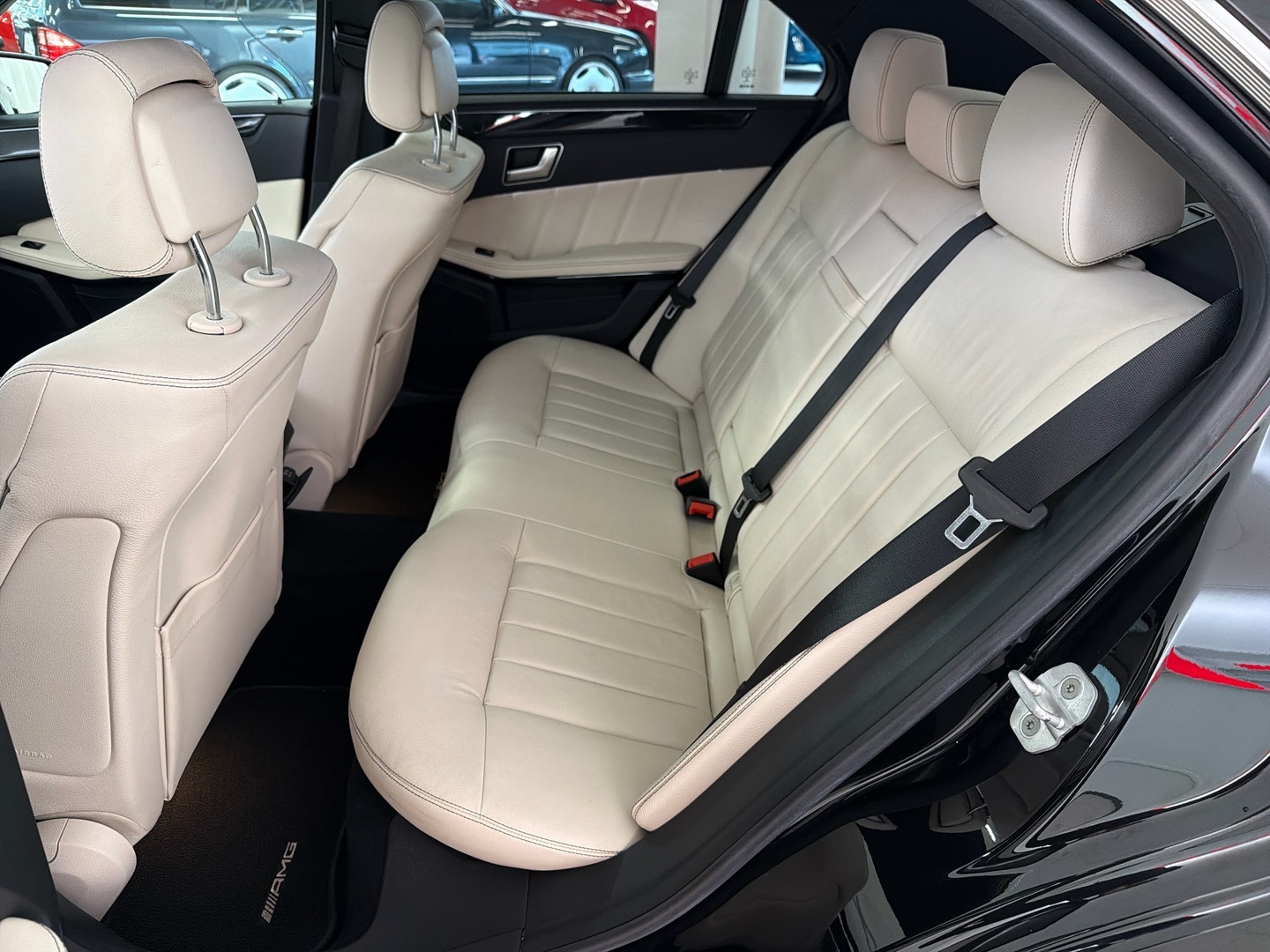 MERCEDES-BENZ E 2014