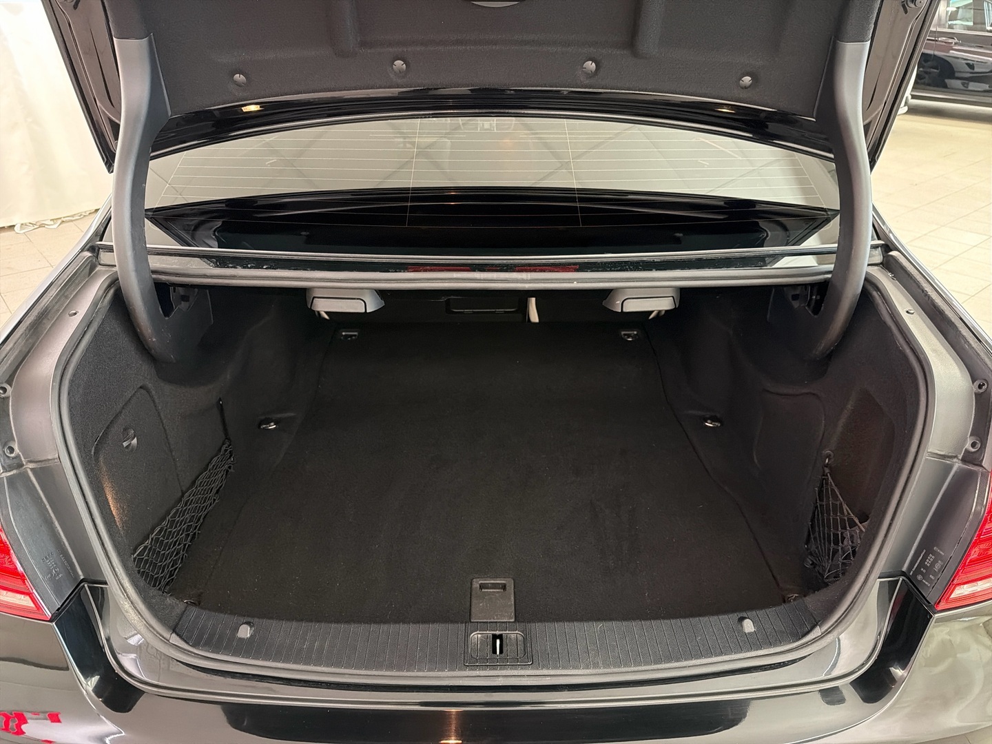 MERCEDES-BENZ E 2014