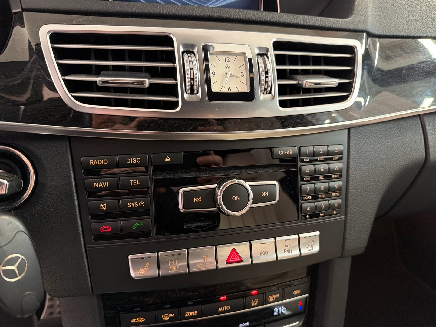 MERCEDES-BENZ E 2014