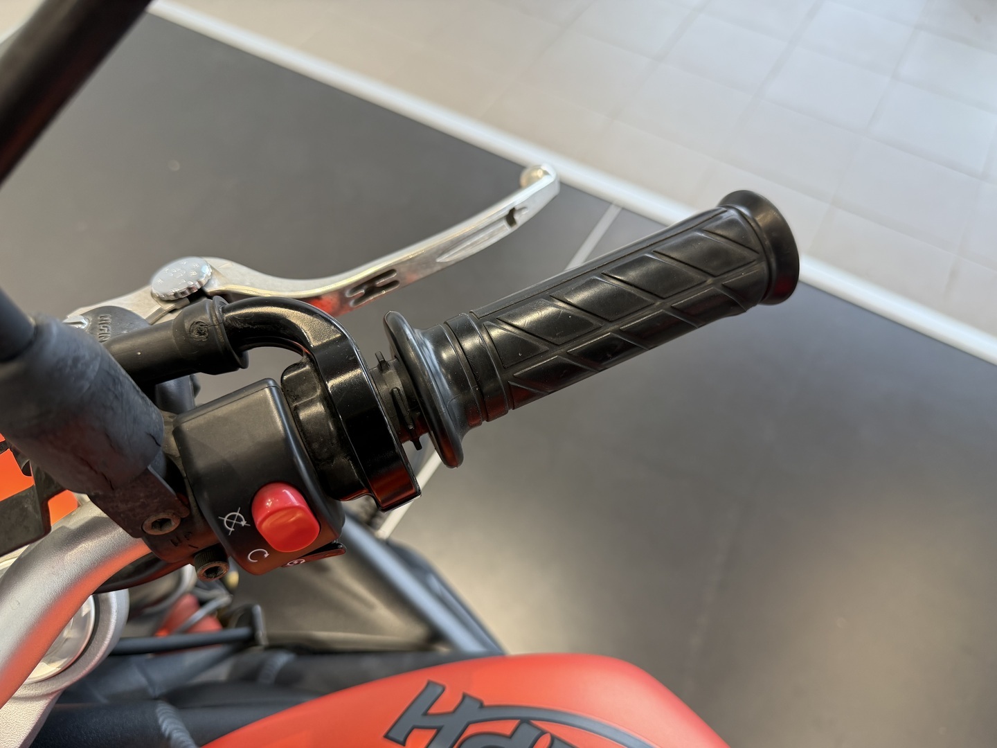 TRIUMPH STREET TRIPLE 2010