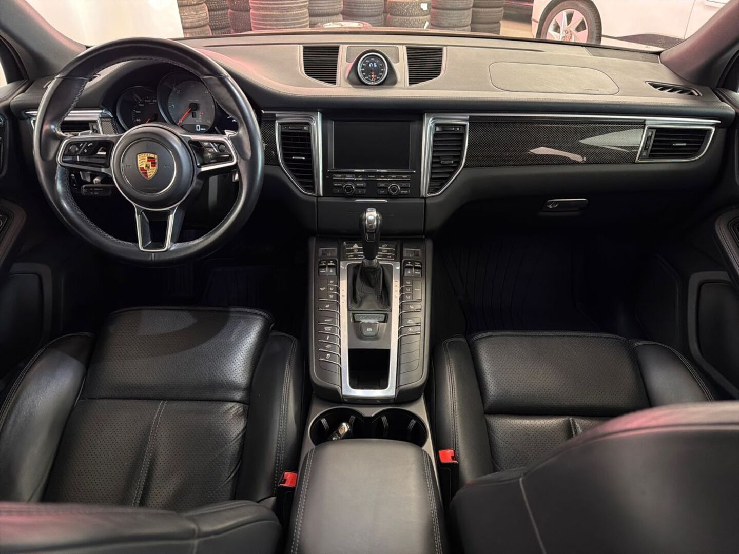 PORSCHE Macan 2015