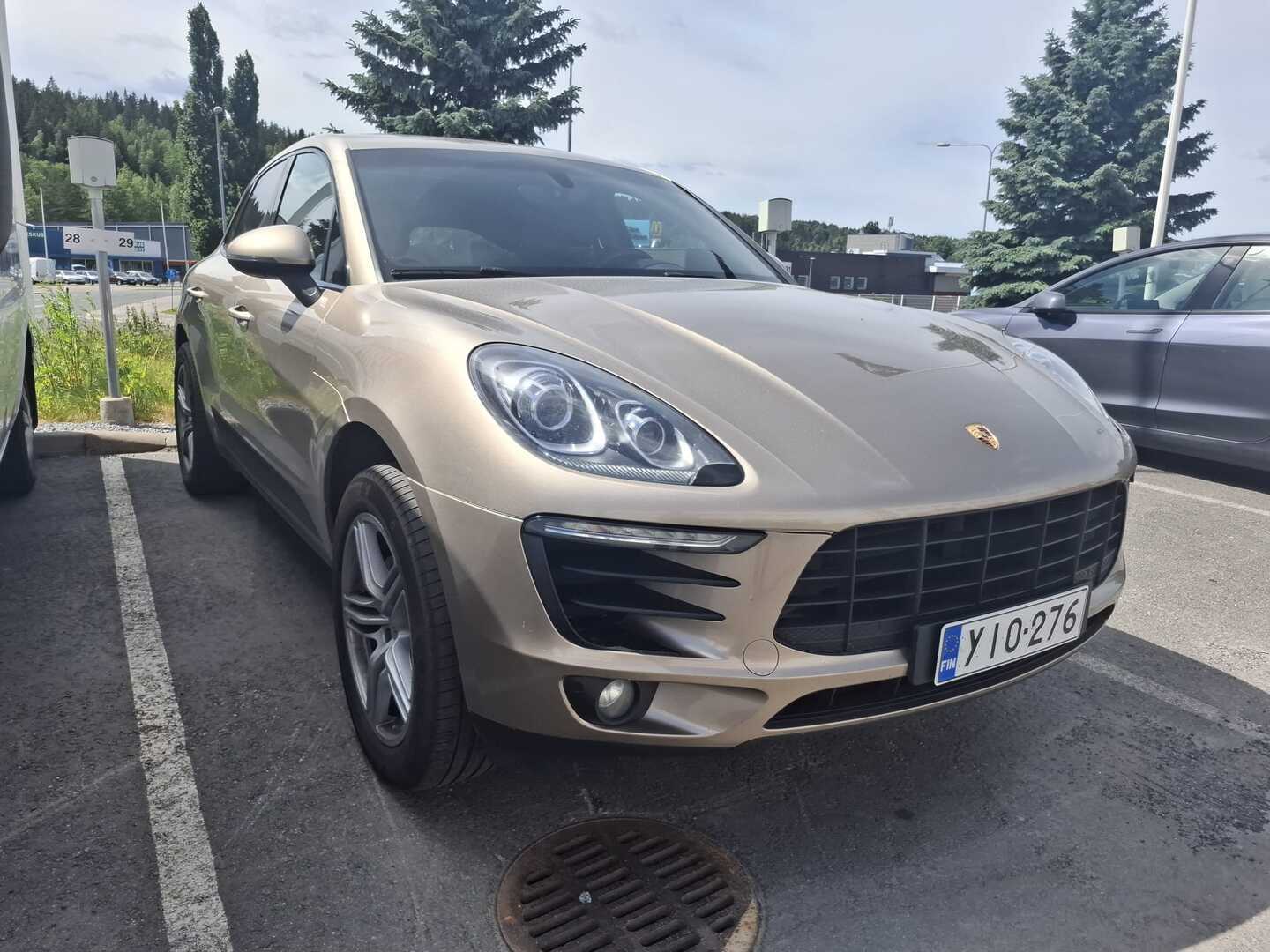 PORSCHE Macan 2014