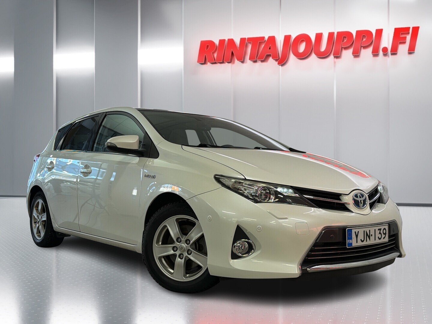 TOYOTA Auris 2013