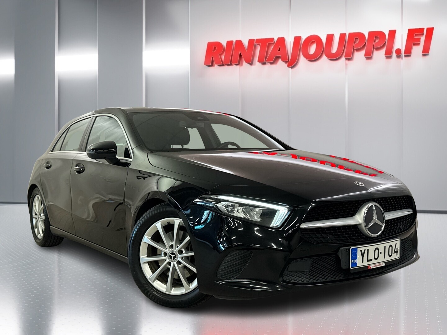 MERCEDES-BENZ A 2019