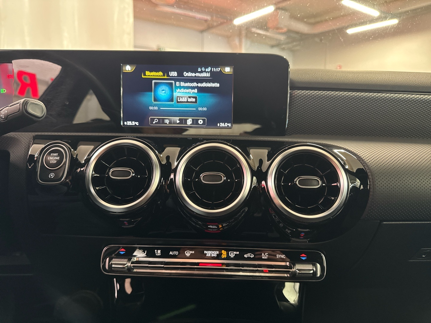 MERCEDES-BENZ A 2019