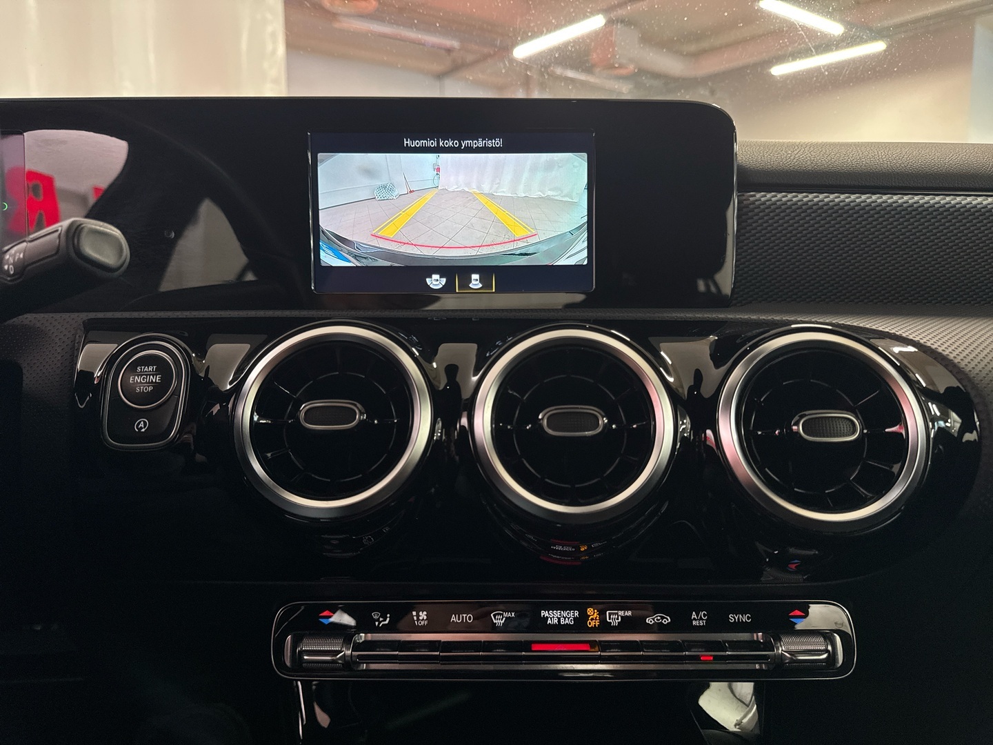 MERCEDES-BENZ A 2019