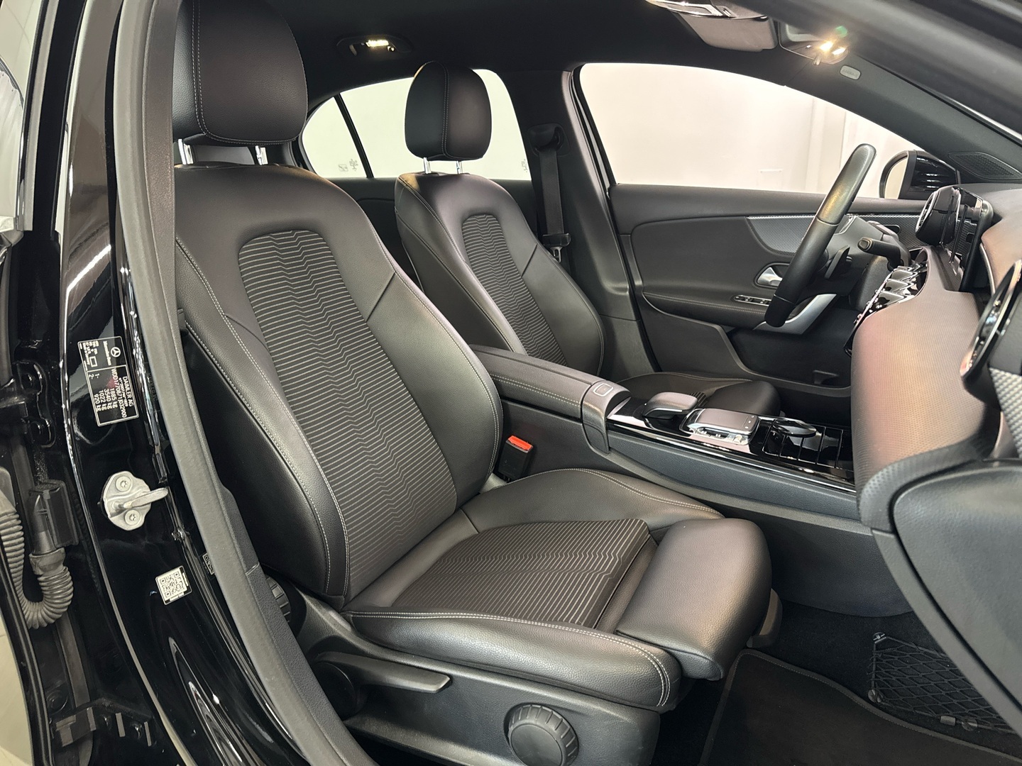 MERCEDES-BENZ A 2019