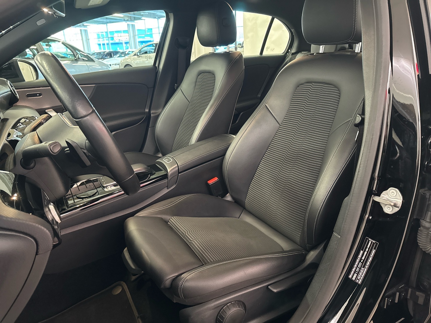 MERCEDES-BENZ A 2019